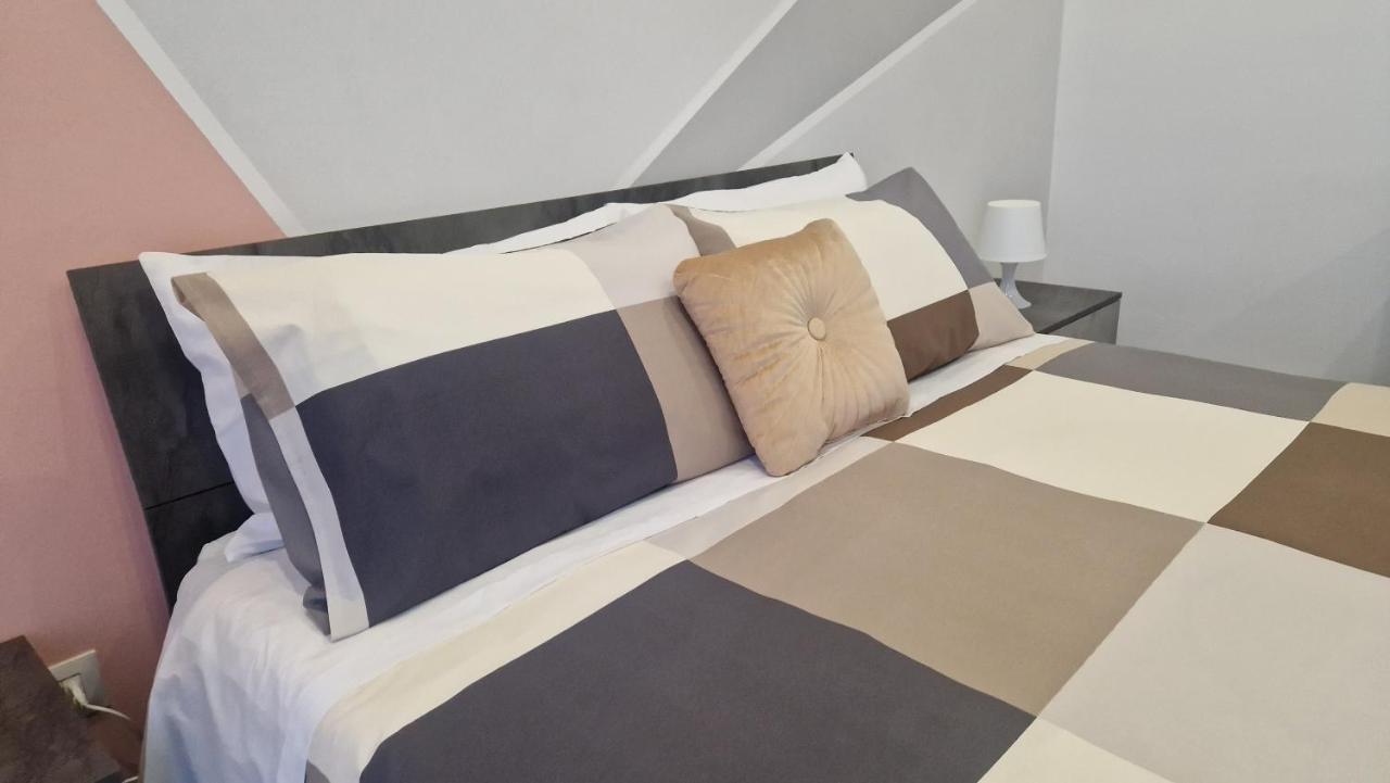 Dimora Della Concordia Apartment คาตาเนีย ภายนอก รูปภาพ