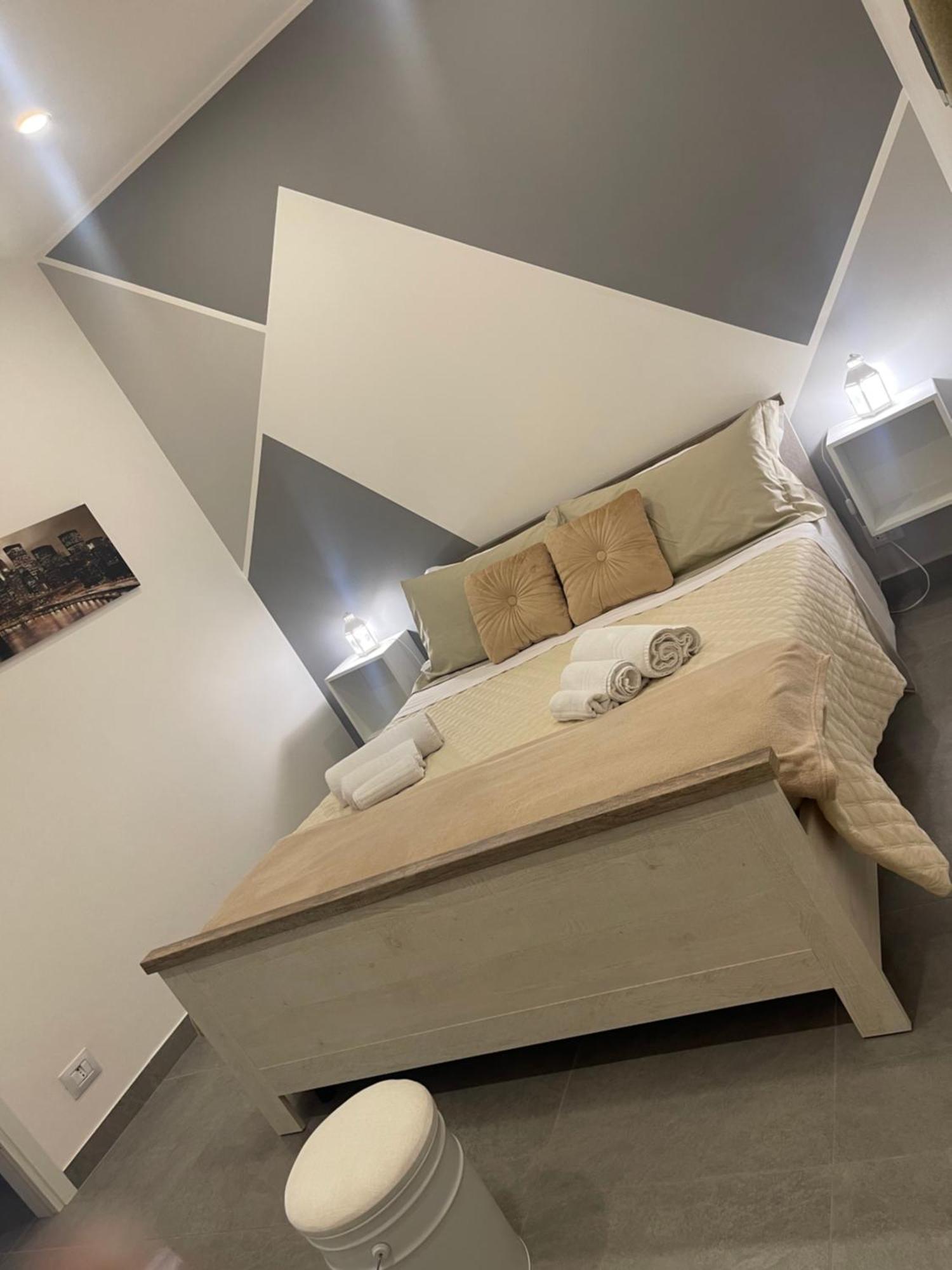 Dimora Della Concordia Apartment คาตาเนีย ภายนอก รูปภาพ